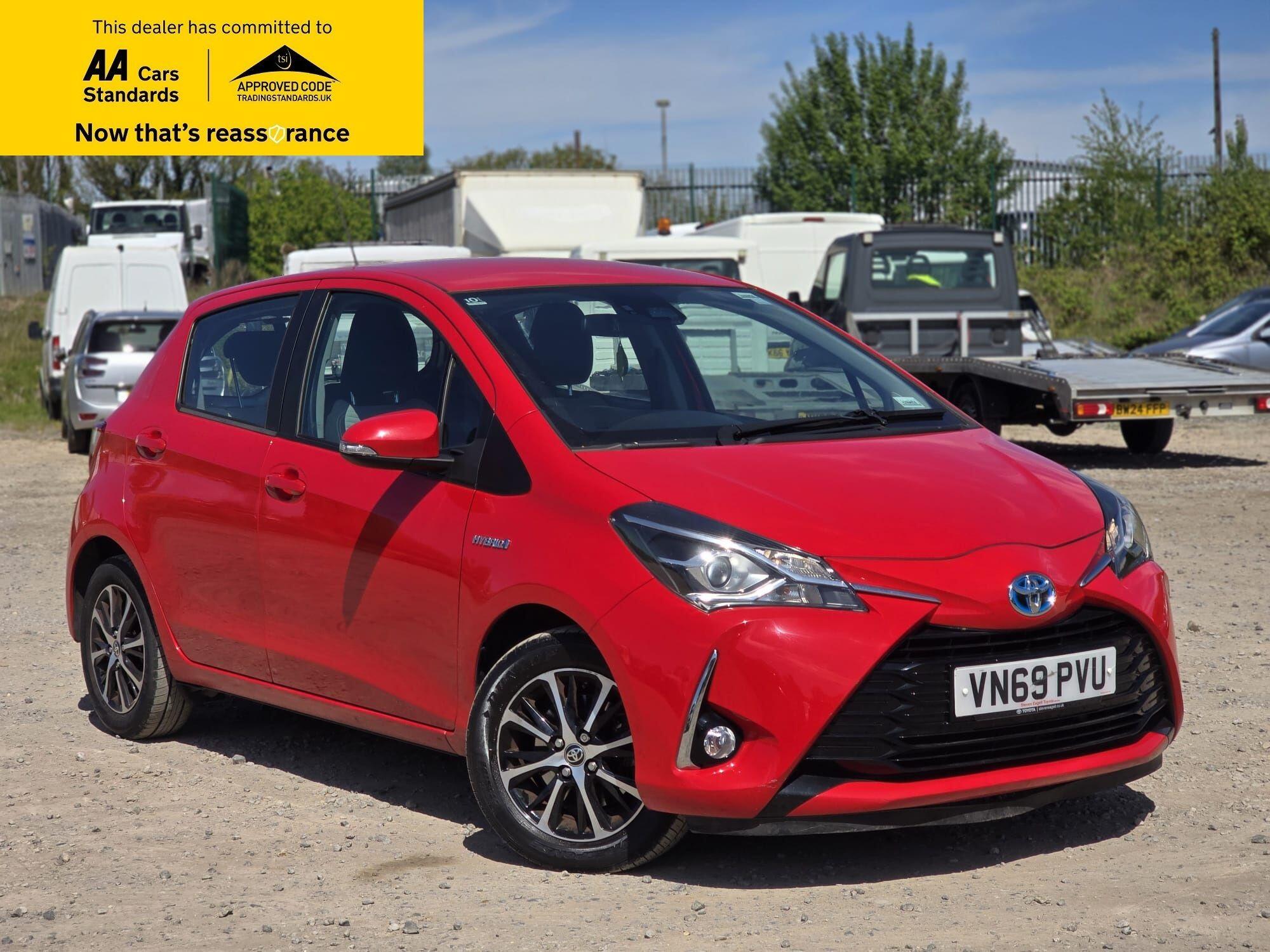 1.5 VVT-h Icon Tech Hatchback 5dr Petrol Hybrid E-CVT Euro 6 (s/s) (100 ps)